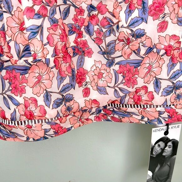 NWT Kendall and Kylie Corsage Cami Crop Top Size XL - Picture 5 of 10
